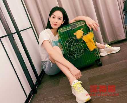 陌生的恋人罗芊怡和宋小冬是一个人吗 两人关系揭晓 陌生的恋人罗芊怡和宋小冬是一个人吗 两人关系揭晓