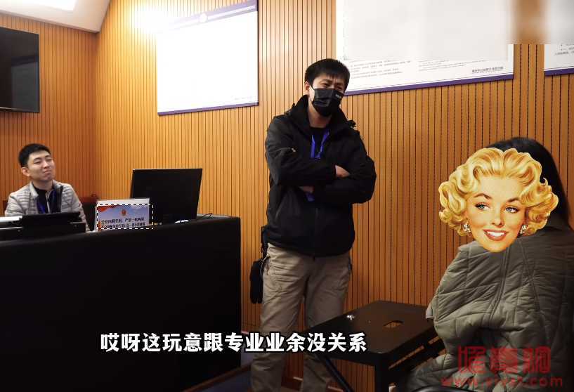 女主播涉黄被抓捕还嬉皮笑脸与警方唠嗑,扬言:等我漂亮点再抓我不行吗?