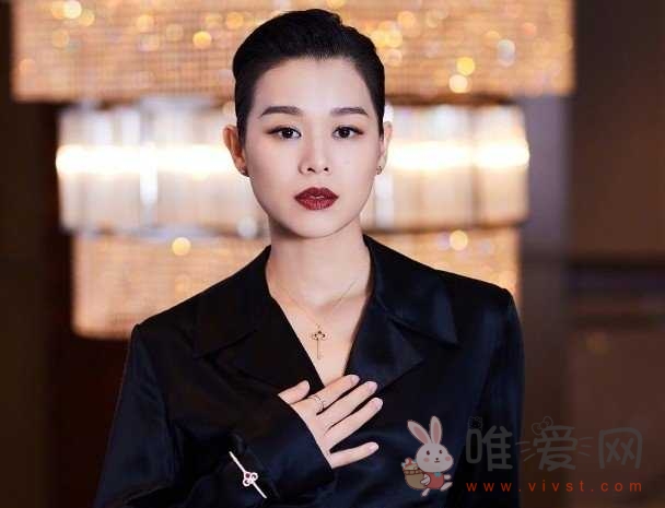 胡杏儿老公李乘德是哪里人，胡杏儿三胎都是男孩吗？