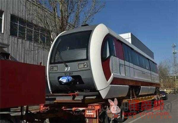 北京首列磁浮列车启运：零排放低噪音，不会脱轨侧翻