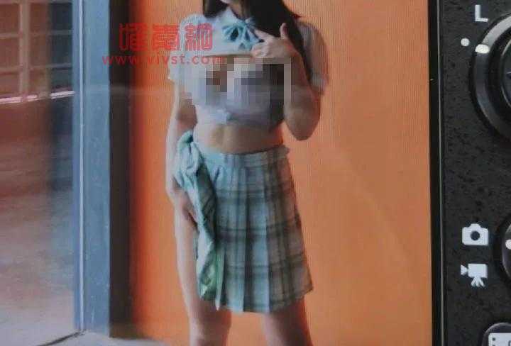 90后女教师上课露底裤被偷拍？学生：老师的腿好白！