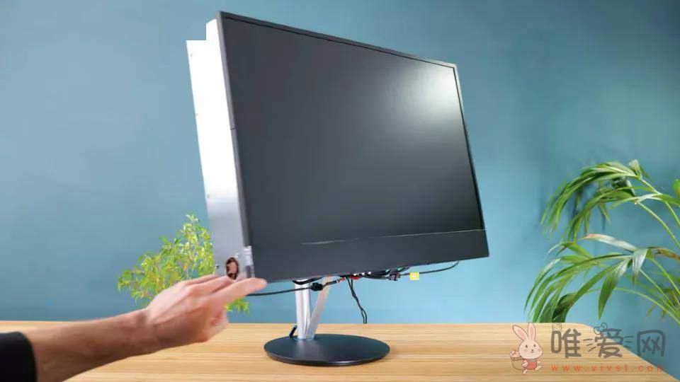 主播DIY双层LCD显示器：通过叠加方式可达到OLED显示器的效果！